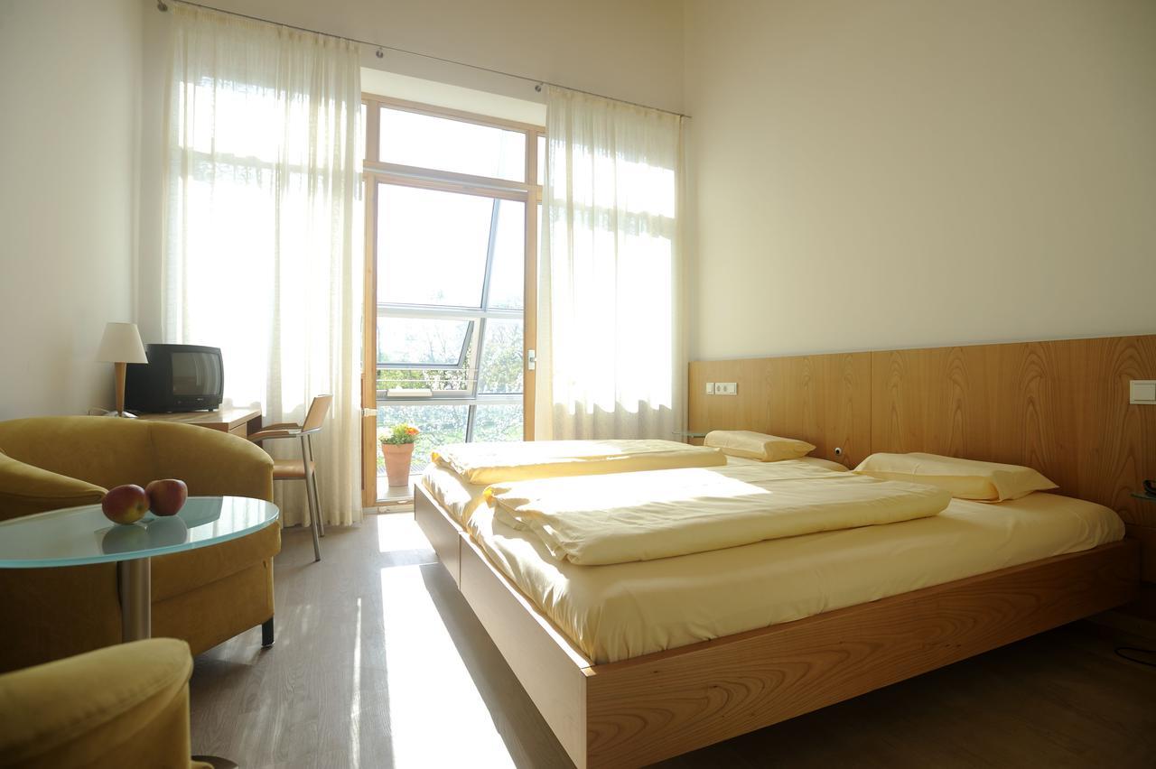Kapuzinerhof Seminar- Und Kongresshotel Laufen Extérieur photo